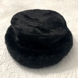 WARM Stylish Mid Century Faux Fur Dark Black LAPLEIN HAT